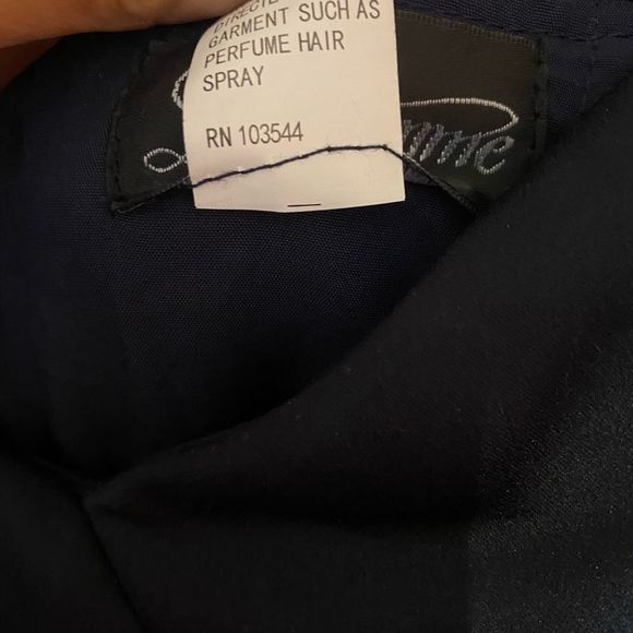 La Femme Navy Blue Off the Shoulder Ruched Satin Trumpet Gown Size 8 NWOT - Picture 5 of 10